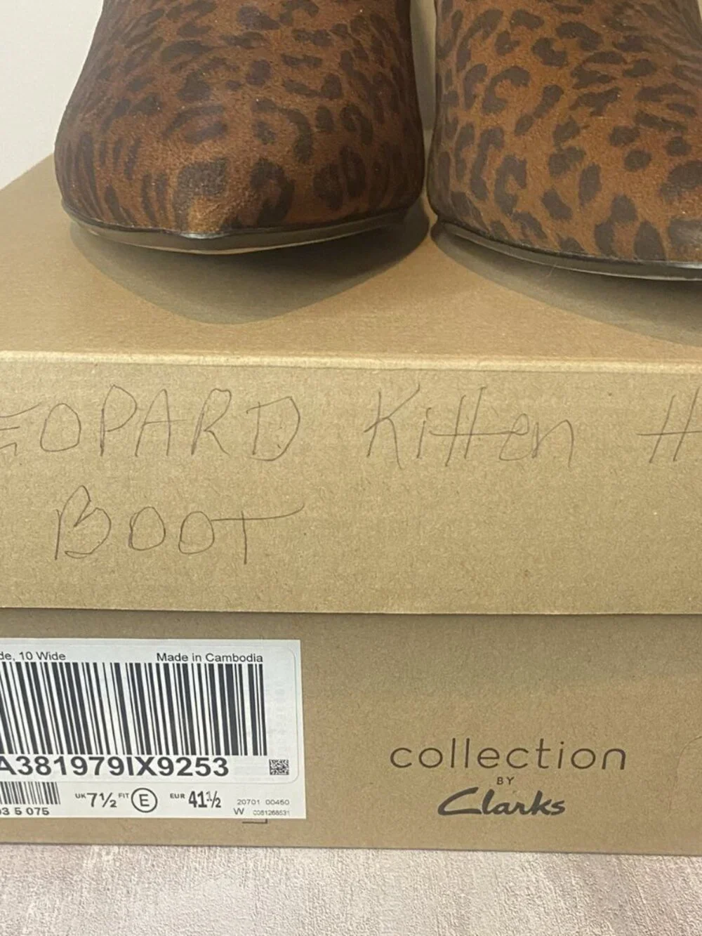 Clarks Collection Linvale Judith Leopard Suede Kitten Heel Ankle Boots Size 10W